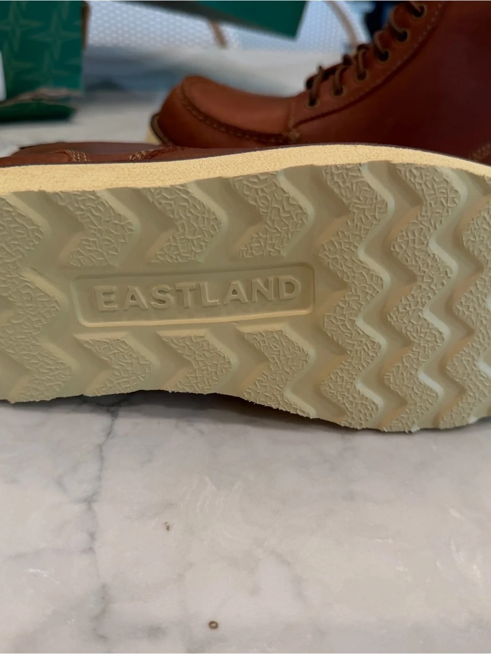 Eastland Men's Chestnut Brown Leather Chukka Work Boots
